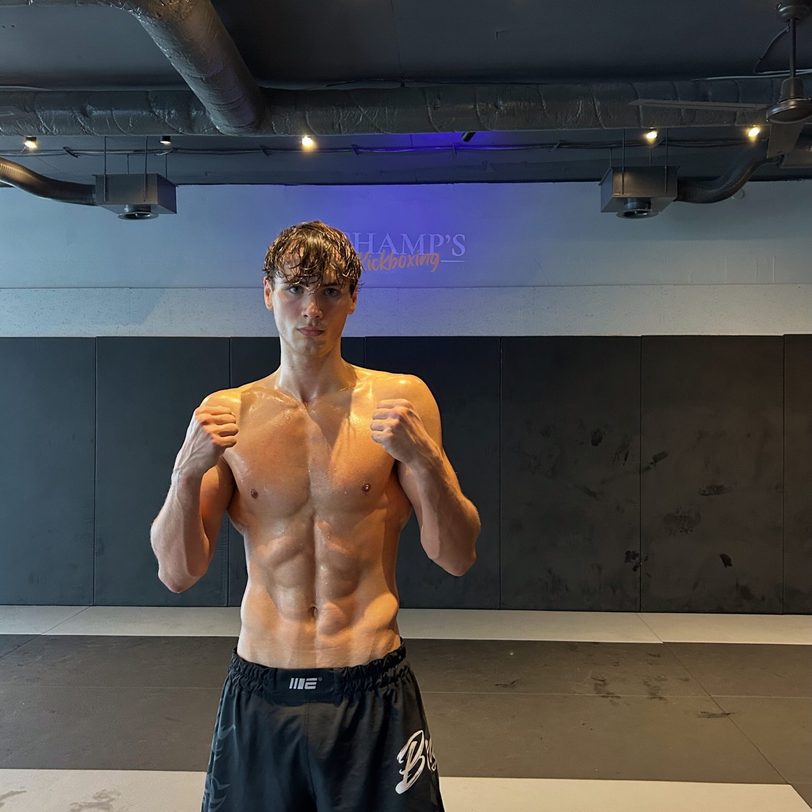 kampfsport studio berlin, kickboxen berlin, boxen berlin, mma berlin, kickboxing berlin, thaiboxen berlin, muay thai berlin, champs kickboxing shedule.jpg